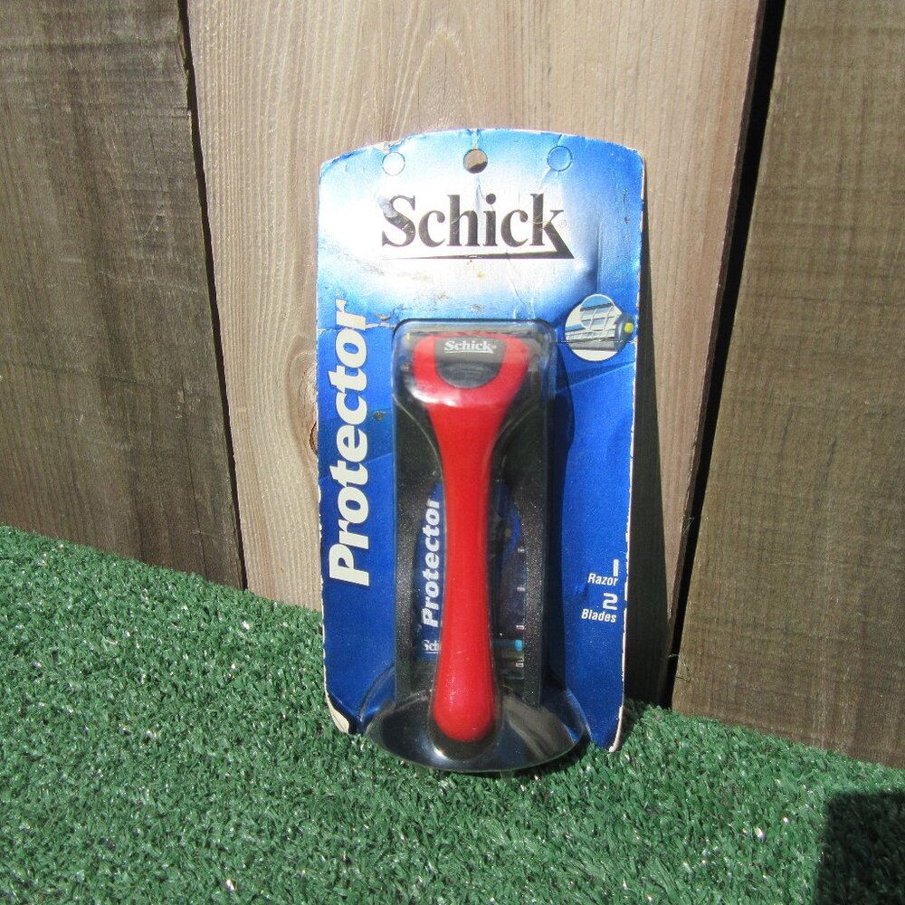 Vintage 1997 Brand New Schick Protector 1 Razor 2 Blades NOS